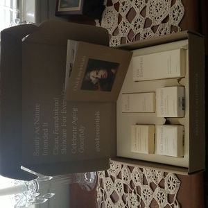 Oak Essentials "The Routine" skin care set